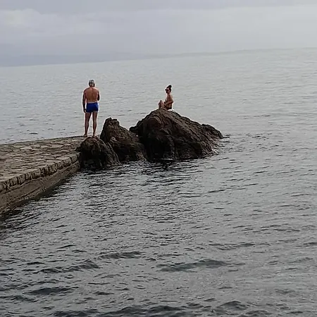 Iva, Centar Apartman Opatija